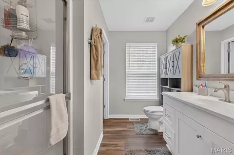 Bath - 2829 Mallard Ct, Imperial, MO 63052 photo 1 of 2
