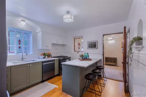 Kitchen - 6743 Devonshire Ave, Saint Louis, MO 63109 photo 1 of 6