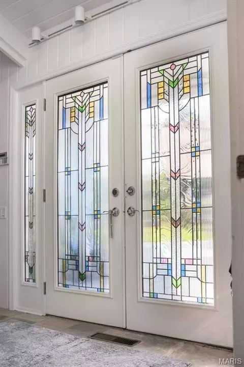 Entry Way - 1114 S Perrine Ave, Centralia, IL 62801 photo 1 of 11