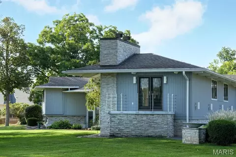 Exterior - 1114 S Perrine Ave, Centralia, IL 62801 photo 25 of 28