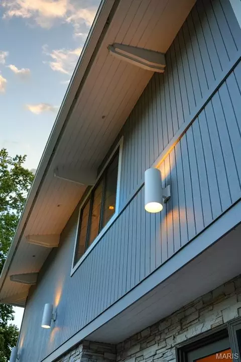 Exterior - 1114 S Perrine Ave, Centralia, IL 62801 photo 4 of 28