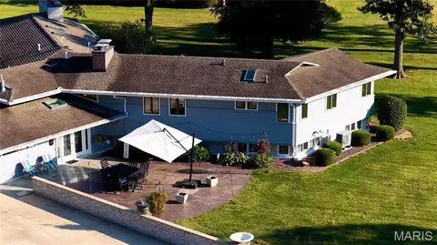 Exterior - 1114 S Perrine Ave, Centralia, IL 62801 photo 10 of 28