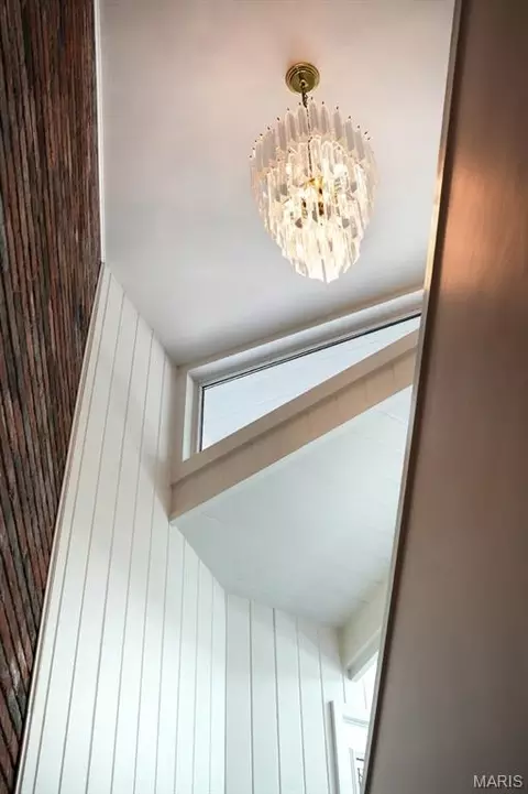 Entry Way - 1114 S Perrine Ave, Centralia, IL 62801 photo 3 of 11