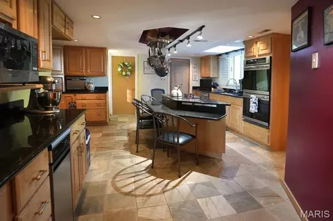 Kitchen - 1114 S Perrine Ave, Centralia, IL 62801 photo 2 of 3