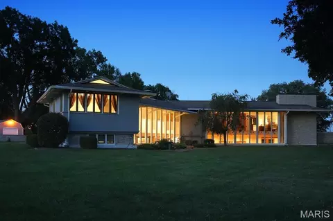 Other - 1114 S Perrine Ave, Centralia, IL 62801 photo 3 of 18