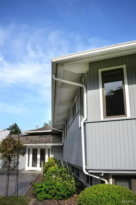 Exterior - 1114 S Perrine Ave, Centralia, IL 62801 photo 15 of 28