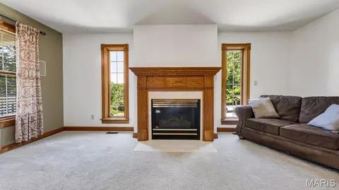 Living - 2371 Highway 100, Hermann, MO 65041 photo 5 of 5
