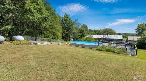 Exterior - 2371 Highway 100, Hermann, MO 65041 photo 13 of 21