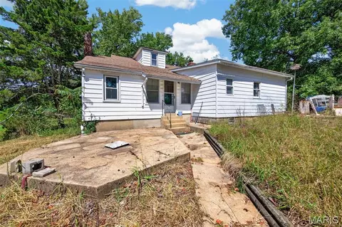 Exterior - 5080 Hillcrest Rd, Arnold, MO 63010 photo 6 of 10