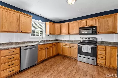 Kitchen - 398 Mark Ave, Jackson, MO 63755 photo 1 of 3