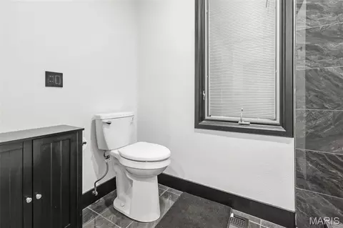 Bath - 324 Druscilla Ln, Waterloo, IL 62298 photo 5 of 9