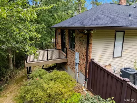 Exterior - 324 Druscilla Ln, Waterloo, IL 62298 photo 12 of 33