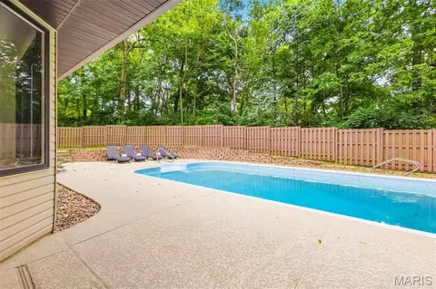 Exterior - 324 Druscilla Ln, Waterloo, IL 62298 photo 30 of 33