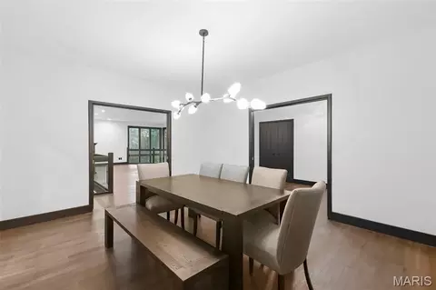 Dining - 324 Druscilla Ln, Waterloo, IL 62298 photo 2 of 4