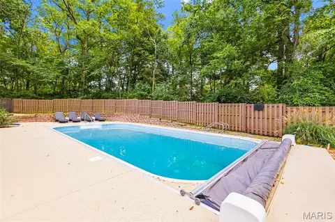 Exterior - 324 Druscilla Ln, Waterloo, IL 62298 photo 23 of 33