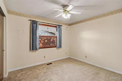 Bedroom - 9311 Cinnabar Dr, Sappington, MO 63126 photo 6 of 6