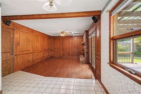 Living - 9311 Cinnabar Dr, Sappington, MO 63126 photo 1 of 1