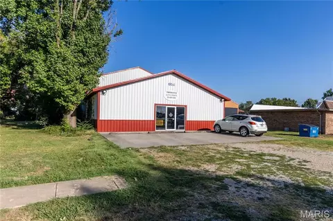 Other - 612 W Oak St, Dexter, MO 63841 photo 2 of 13