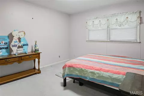 Bedroom - 1401 S 17th St, Herrin, IL 62948 photo 1 of 4