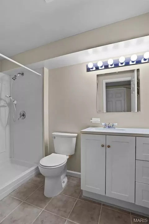 Bath - 3711 Falcon View Dr, Arnold, MO 63010 photo 6 of 6