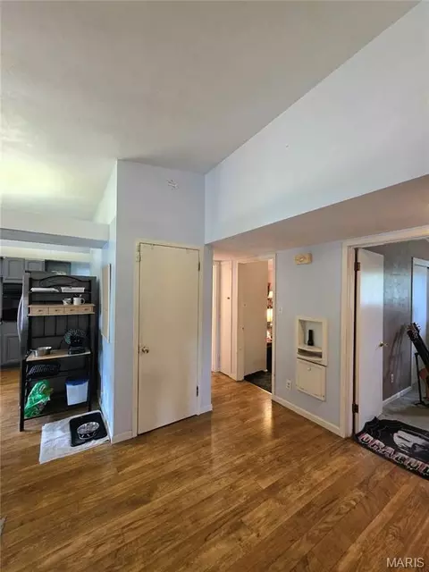 Entry Way - 601 W 9th St, Washington, MO 63090 photo 3 of 3