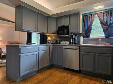 Kitchen - 601 W 9th St, Washington, MO 63090 photo 2 of 4