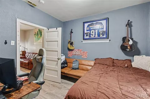 Bedroom - 5218 Gresham Ave, Saint Louis, MO 63109 photo 2 of 4