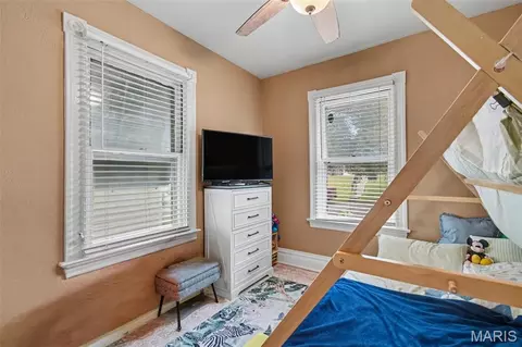 Bedroom - 5218 Gresham Ave, Saint Louis, MO 63109 photo 3 of 4