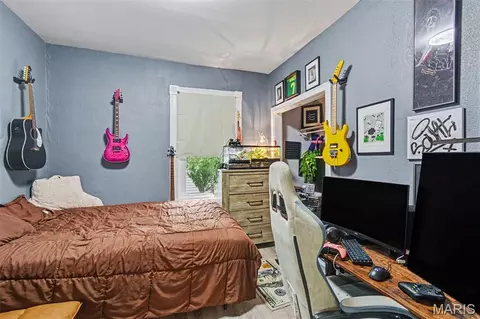 Bedroom - 5218 Gresham Ave, Saint Louis, MO 63109 photo 1 of 4