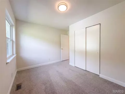 Bedroom - 6436 Kathy Dr, High Ridge, MO 63049 photo 3 of 4
