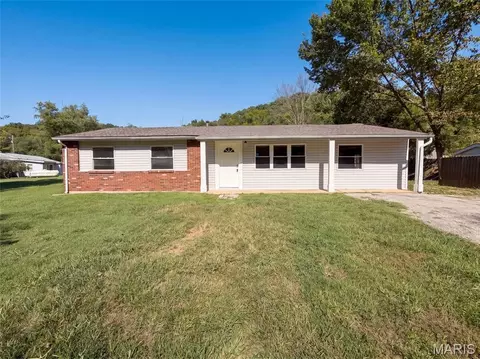 Exterior - 6436 Kathy Dr, High Ridge, MO 63049 photo 3 of 4