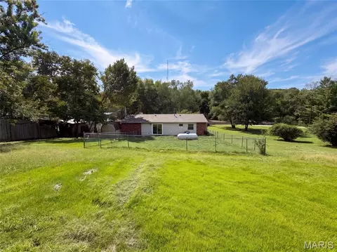 Exterior - 6436 Kathy Dr, High Ridge, MO 63049 photo 2 of 4