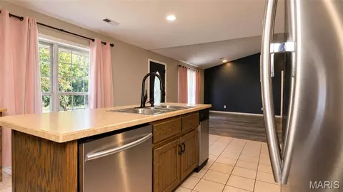 Kitchen - 1035 Jacks Fork Rd, Other, MO 65548 photo 5 of 7
