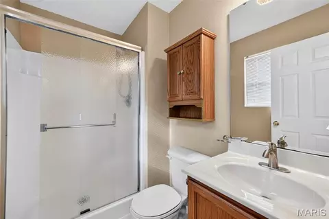 Bath - 2182 San Simeon Dr, Arnold, MO 63010 photo 3 of 5