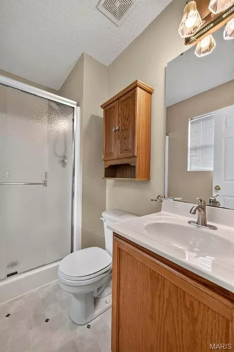 Bath - 2182 San Simeon Dr, Arnold, MO 63010 photo 4 of 5