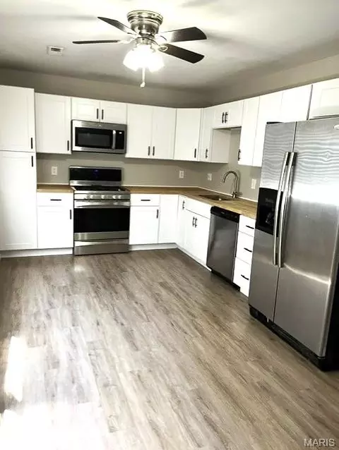 Kitchen - 2235 Jackson Dr, Arnold, MO 63010 photo 1 of 3