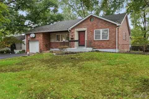 6324 Gramond Dr, Saint Louis, MO 63123