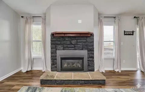 Living - 209 Gentle Pine Ln, Winfield, MO 63389 photo 5 of 9