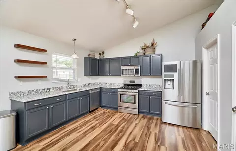 Kitchen - 209 Gentle Pine Ln, Winfield, MO 63389 photo 3 of 5