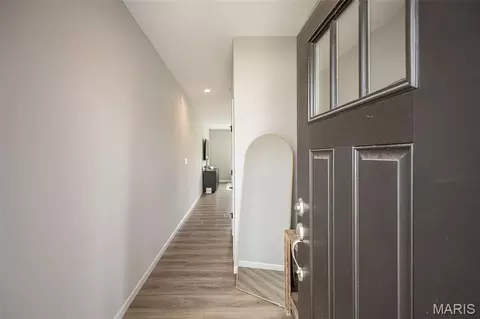 Entry Way - 348 Misthaven Dr, Eureka, MO 63025 photo 1 of 2