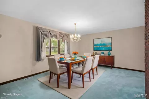 Dining - 2007 Main Dr, Highland, IL 62249 photo 2 of 2