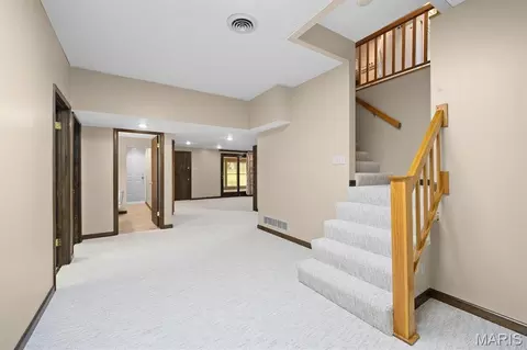 Entry Way - 2007 Main Dr, Highland, IL 62249 photo 1 of 2
