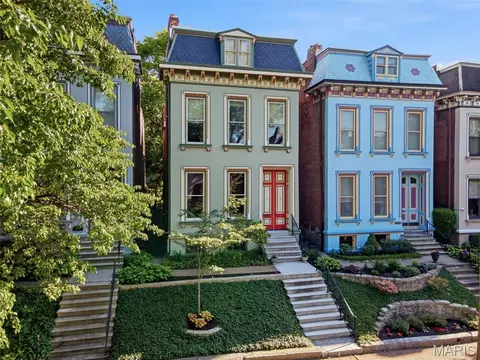 1816 Hickory St, Saint Louis, MO 63104