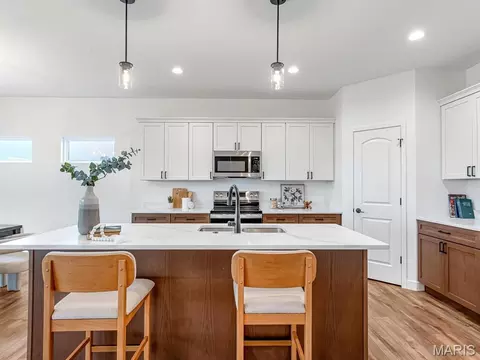 Kitchen - 951 Forbs Dr, Waterloo, IL 62298 photo 1 of 4
