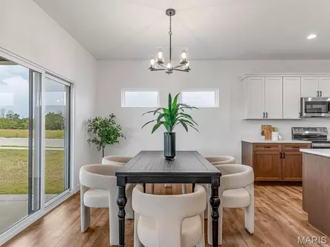 Dining - 951 Forbs Dr, Waterloo, IL 62298 photo 1 of 2