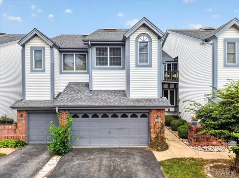 13026 Ray Trog Ct, Saint Louis, MO 63146