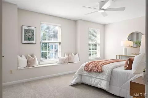 Bedroom - 1566 Buckhurst Ct, Ballwin, MO 63021 photo 4 of 9