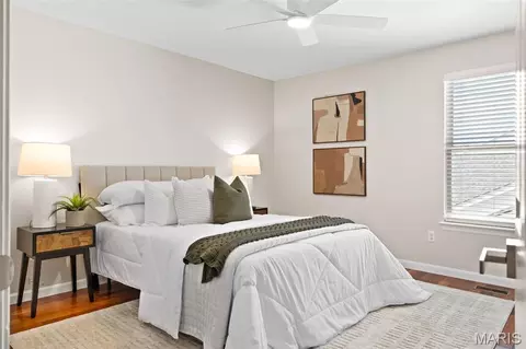 Bedroom - 1566 Buckhurst Ct, Ballwin, MO 63021 photo 8 of 9