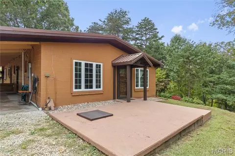 Exterior - 1521 W Highway 100, Hermann, MO 65041 photo 7 of 13