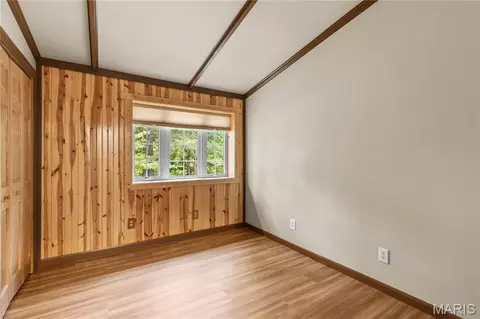 Bedroom - 1521 W Highway 100, Hermann, MO 65041 photo 1 of 4